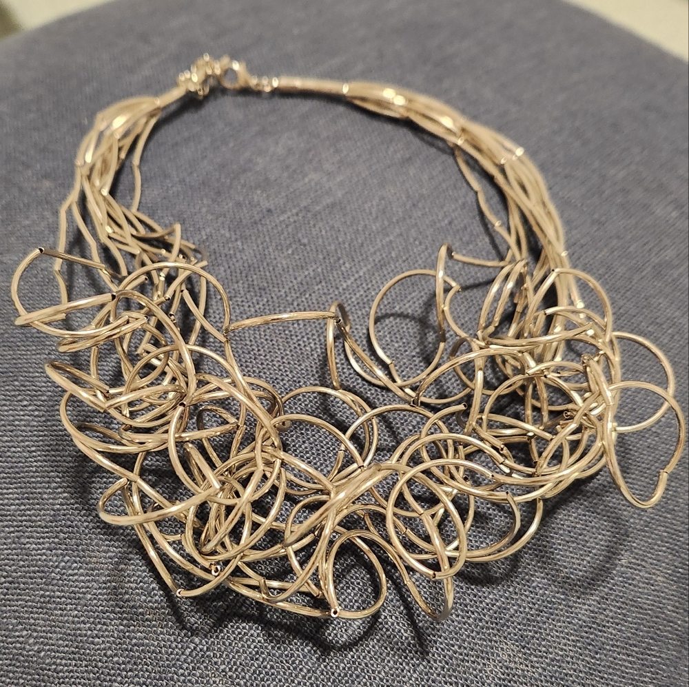 Elegant Gold Statement Necklace